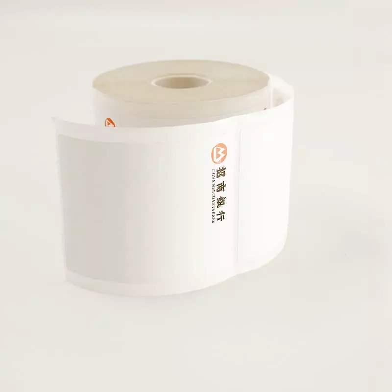 Klibbigt etikettpapper