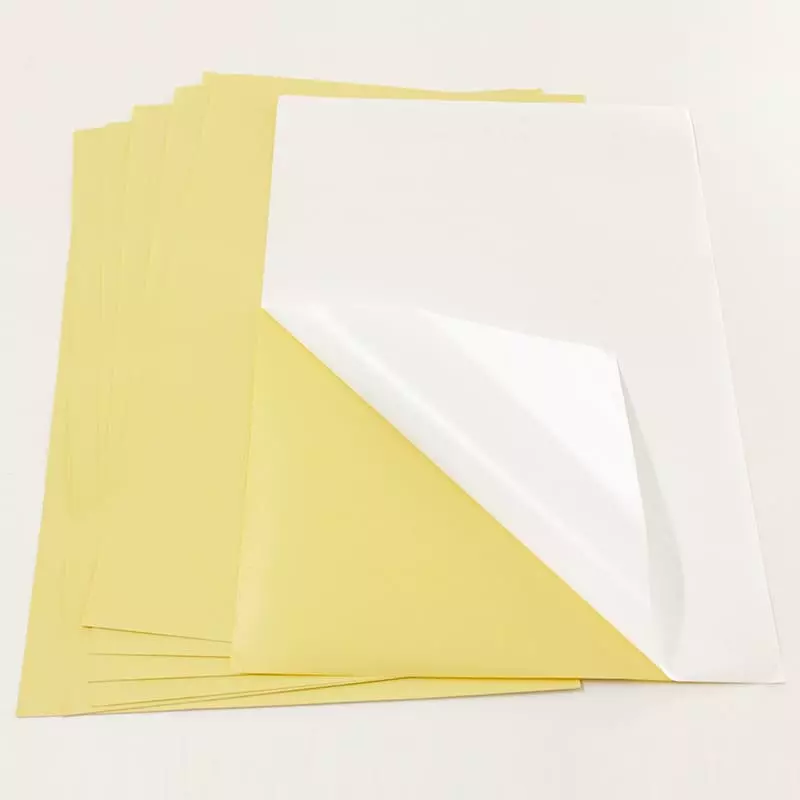 Papel de etiqueta adesiva